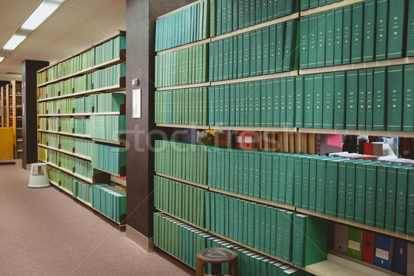 Stock foto: Bücherregal · Bibliothek · Buch · Schule · Bildung