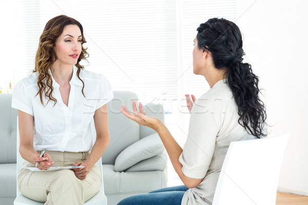 Lehangolt nő beszél terapeuta fehér stressz Stock fotó © wavebreak_media