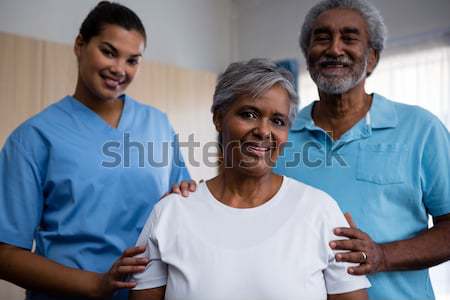 Verpleegkundige opleiding bejaardentehuis vrouw Stockfoto © wavebreak_media