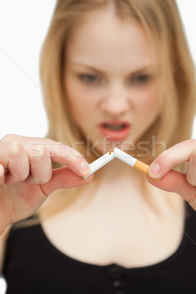 Femme cigarette blanche fond Homme brisé [[stock_photo]] © wavebreak_media