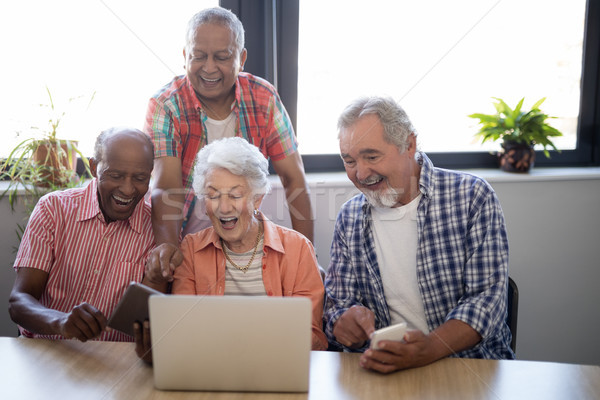Stock fotó: Boldog · idős · emberek · technológia · öregek · otthona · ül