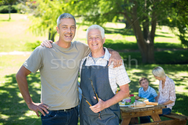 Foto stock: Feliz · homem · churrasco · pai · primavera