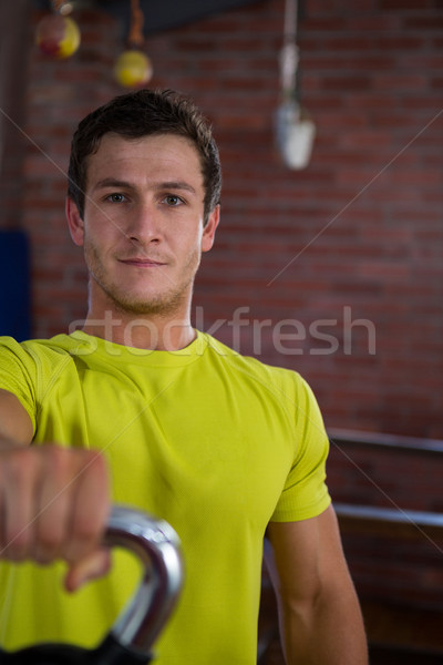 Ritratto uomo kettlebell fitness studio Foto d'archivio © wavebreak_media