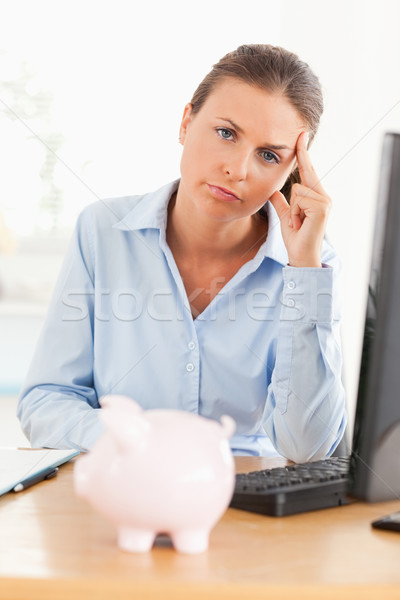 Szomorú dolgozik nő iroda számítógép munka Stock fotó © wavebreak_media