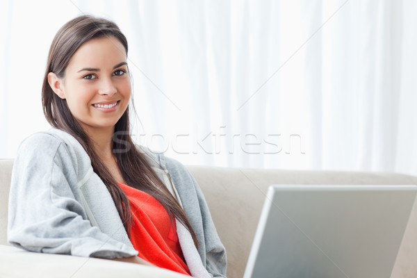 Félhosszú lövés nő mosolyog külső kamera laptop Stock fotó © wavebreak_media