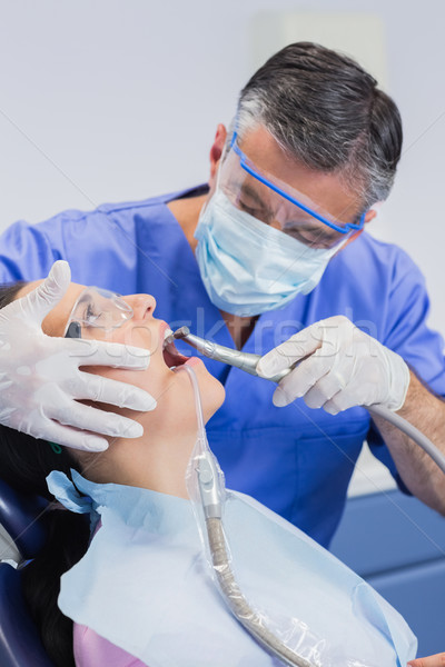 [[stock_photo]]: Dentiste · masque · chirurgical · patient