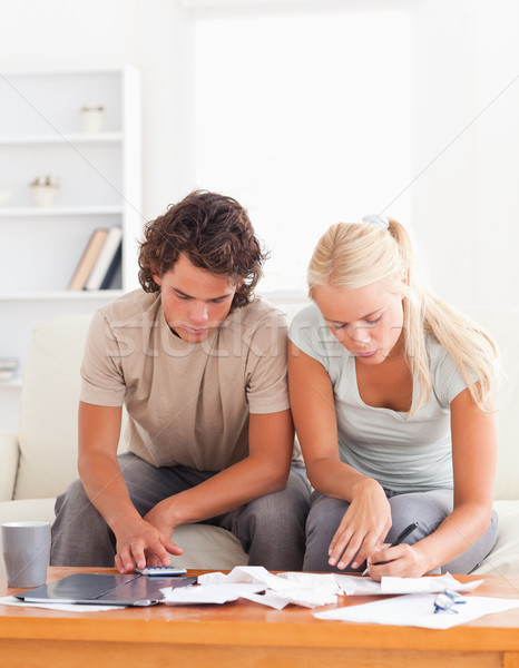 Pareja de trabajo silencio salón casa amor Foto stock © wavebreak_media