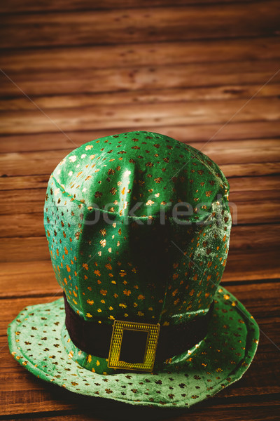 Jour de St Patrick chapeau table en bois bureau trèfle célébration [[stock_photo]] © wavebreak_media