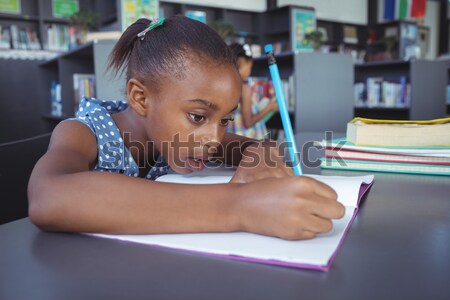 Stockfoto: Cute · jongen · lezing · boek · bibliotheek · weinig