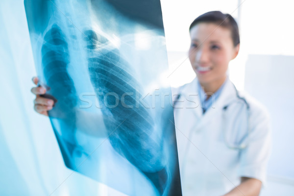 [[stock_photo]]: Homme · médecin · xray · médicaux · bureau