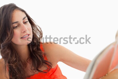 Kobiet student pomarańczowy shirt czytania książki Zdjęcia stock © wavebreak_media