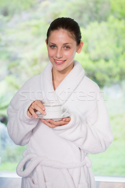 Foto stock: Bela · mulher · roupão · de · banho · chá · retrato · belo · mulher · jovem