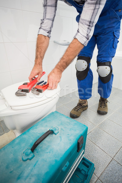 Hydraulik narzędzia WC łazienka człowiek pracy Zdjęcia stock © wavebreak_media