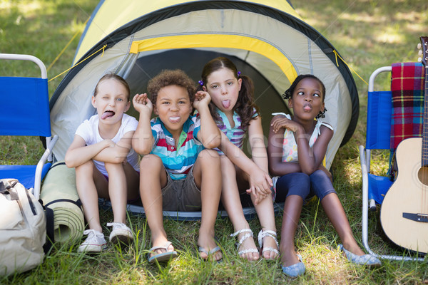 Stockfoto: Kinderen · gezicht · vergadering · tent · camping