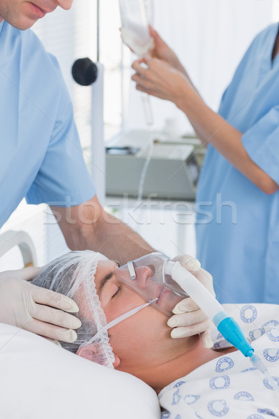 Orvos tart oxigénmaszk kórház szoba nő Stock fotó © wavebreak_media