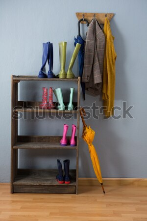 Hoed paraplu kruidenier zakken Wellington laarzen Stockfoto © wavebreak_media