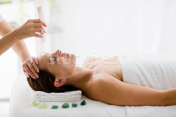 Jeune femme massage traitement spa femme [[stock_photo]] © wavebreak_media