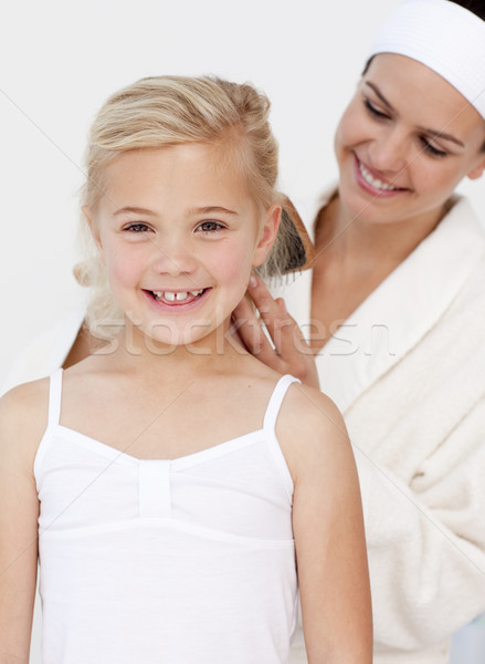Gülen anne saç banyo kadın gülümseme Stok fotoğraf © wavebreak_media