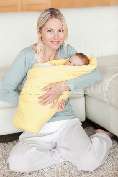 Stockfoto: Jonge · moeder · baby · dekken · familie