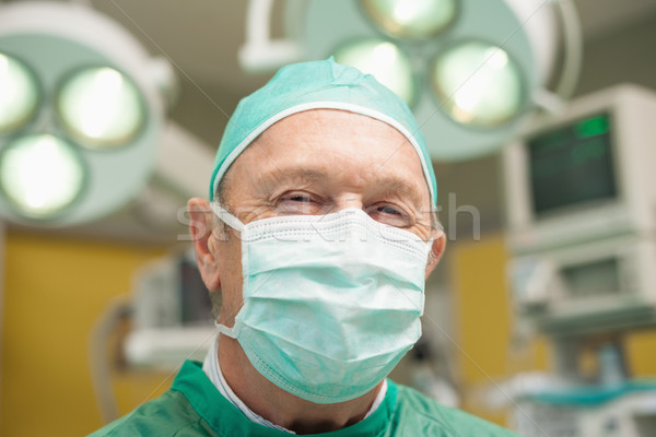 Portrait souriant chirurgien chambre heureux [[stock_photo]] © wavebreak_media