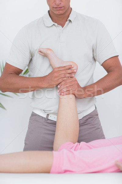 Stok fotoğraf: Bacak · masaj · hasta · tıbbi · ofis · kadın