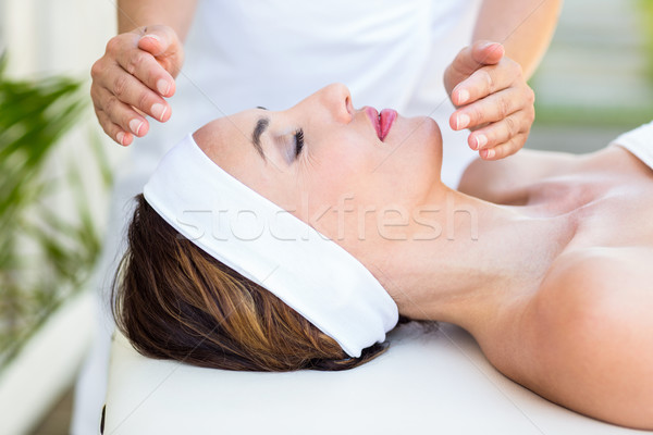 Higgadt nő reiki kezelés gyógyfürdő bőr Stock fotó © wavebreak_media