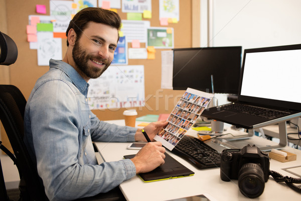 Professionelle Designer arbeiten Schreibtisch kreative Büro Stock foto © wavebreak_media