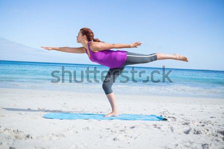 Foto stock: Mujer · yoga · árbol · plantean