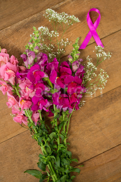 Widoku różowy rak piersi świadomość wstążka kwiaty Zdjęcia stock © wavebreak_media