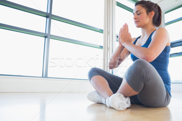 Foto stock: Mujeres · meditando · sesión · fitness · estudio
