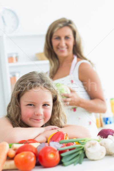 關閉 女兒 表 充分 蔬菜 商業照片 © wavebreak_media