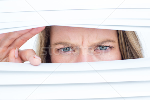 Frau blind weiß Fenster weiblichen beobachten Stock foto © wavebreak_media
