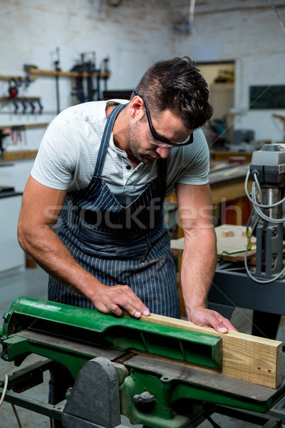 Foto stock: Carpinteiro · trabalhando · homem · trabalho · estúdio · ferramenta