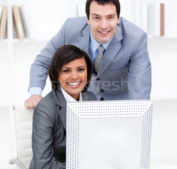 Stockfoto: Twee · jonge · werken · computer · kantoor