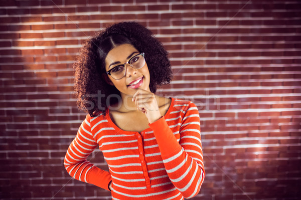 Glimlachend aantrekkelijk jonge vrouw denken portret Rood Stockfoto © wavebreak_media