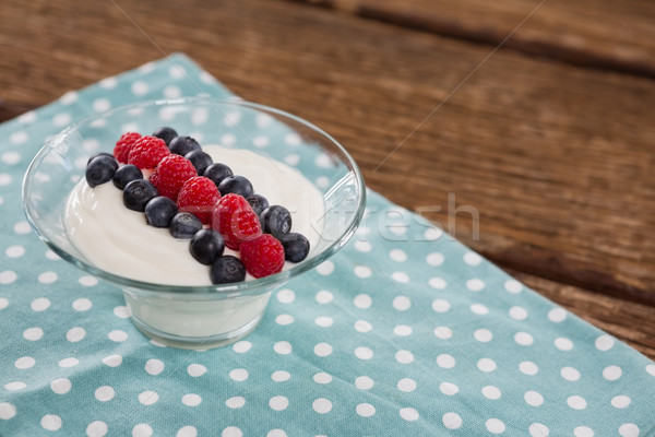 Fruits crème glacée table en bois verre bleu [[stock_photo]] © wavebreak_media