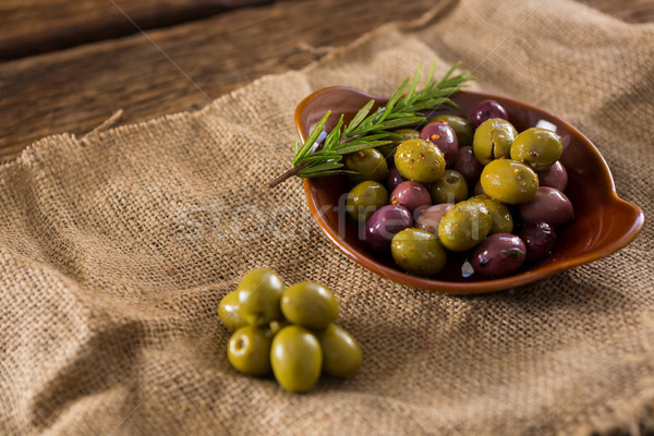 [[stock_photo]]: Mariné · olives · herbes · toile · de · jute · alimentaire