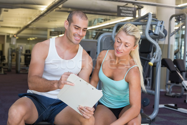 Foto stock: Mujer · rendimiento · portapapeles · entrenador · hermosa