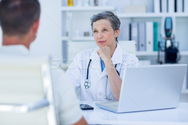 Femenino médico paciente médicos oficina Foto stock © wavebreak_media