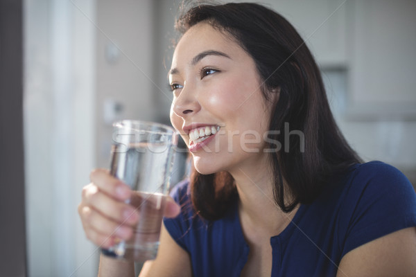 воды кухне домой женщины Сток-фото © wavebreak_media