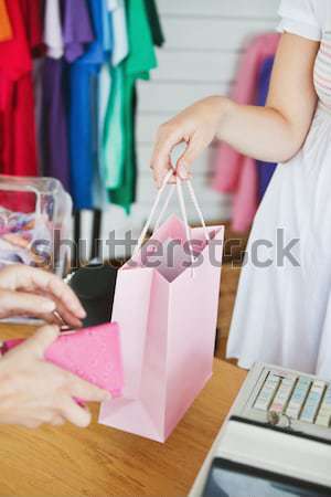 Verkäuferin Einkaufstasche Kunden Kleidung Laden Frau Stock foto © wavebreak_media