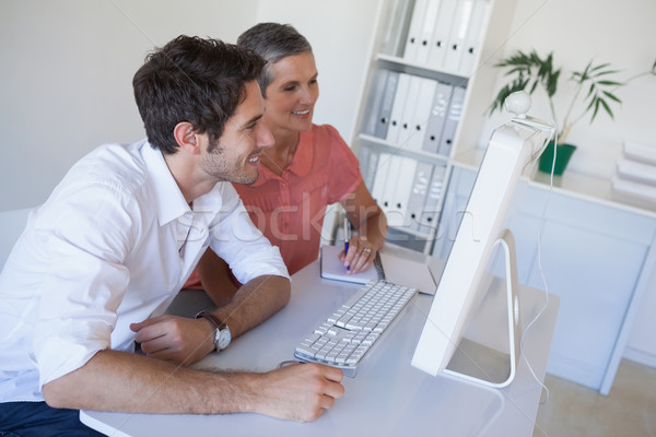 Foto stock: Casual · equipe · de · negócios · secretária · escritório