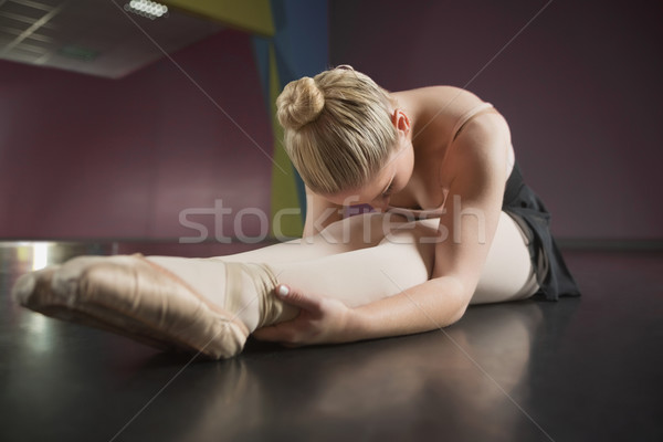 Ballerina ül görbület előre balett stúdió Stock fotó © wavebreak_media