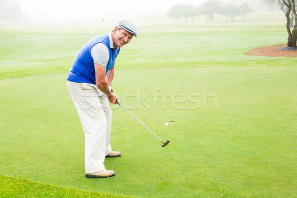 Glücklich Golfer Jubel grünen neblig Tag Stock foto © wavebreak_media