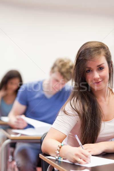 Stock foto: Porträt · Studenten · Zuordnung · Klassenzimmer · Frau · glücklich