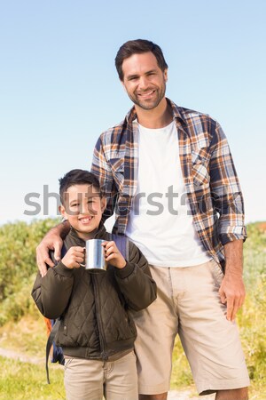 Père en fils campagne homme heureux garçon [[stock_photo]] © wavebreak_media