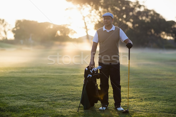 Uomo maturo piedi campo da golf uomo cinese Foto d'archivio © wavebreak_media