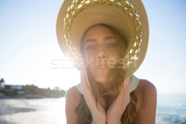 Portret vrouw strand blauwe hemel Stockfoto © wavebreak_media