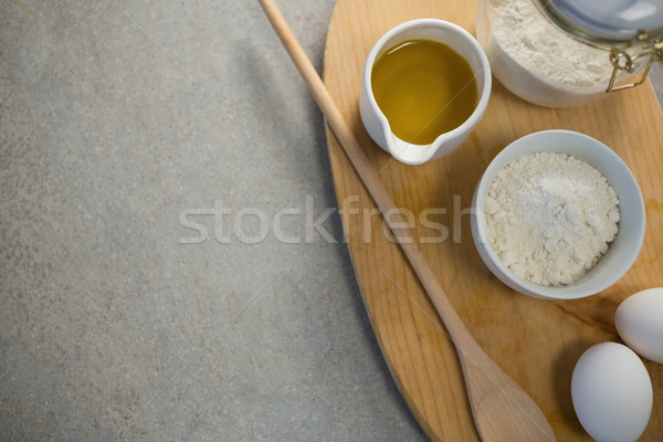 [[stock_photo]]: Vue · ingrédients · planche · à · découper · table · bois · oeuf