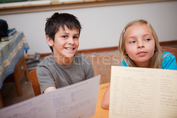 élèves école rapport classe fille sourire [[stock_photo]] © wavebreak_media